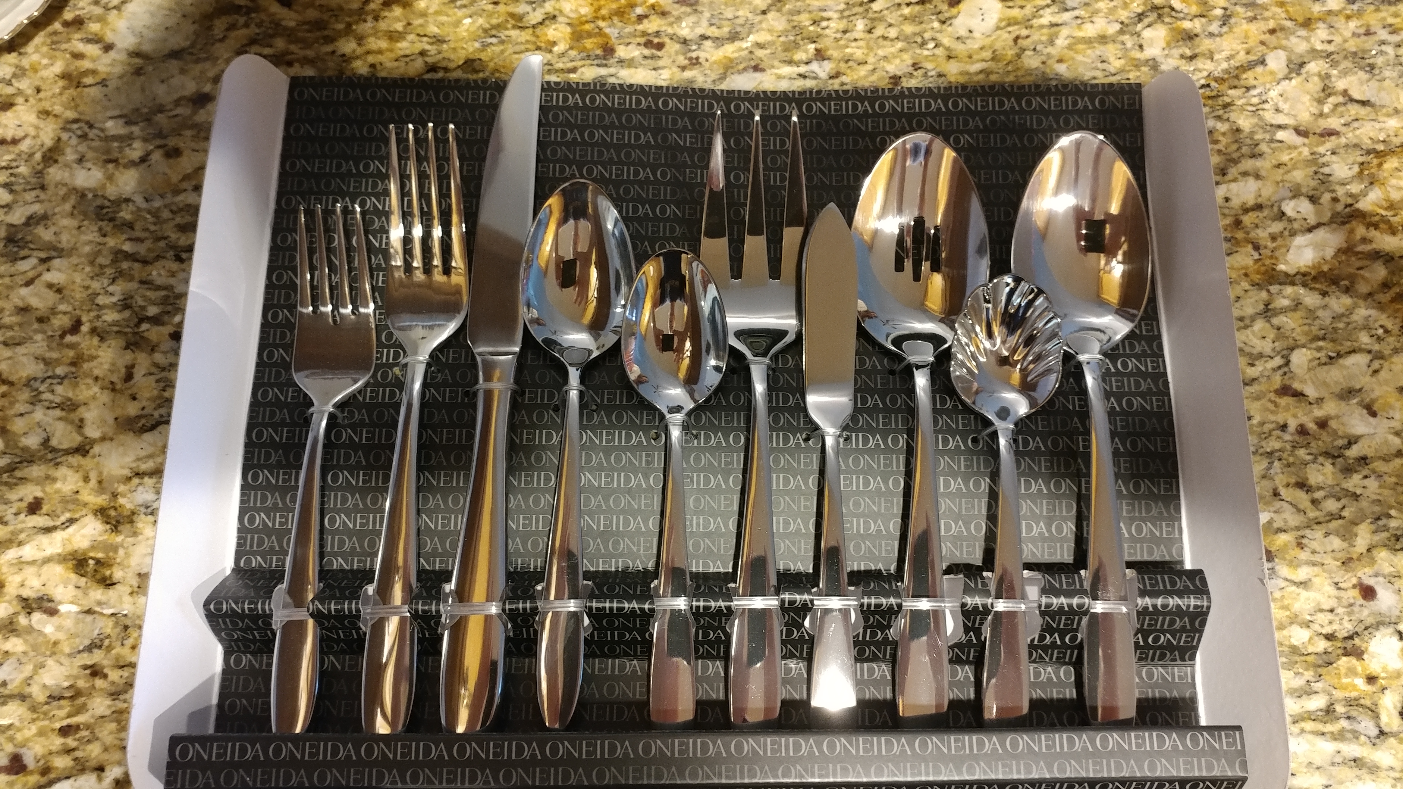 flatware1.jpg